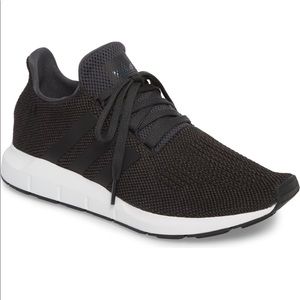 Addidas Swift Run Men’s Shoes